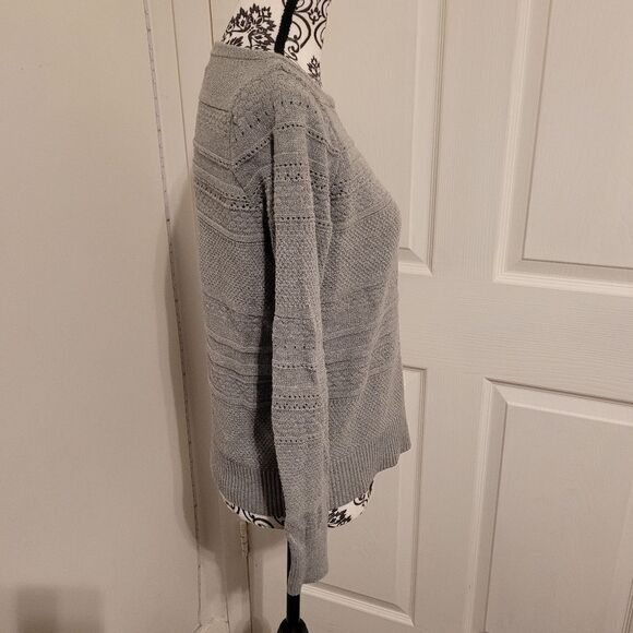 Ann Taylor Loft woman's sweater - Picture 2 of 6